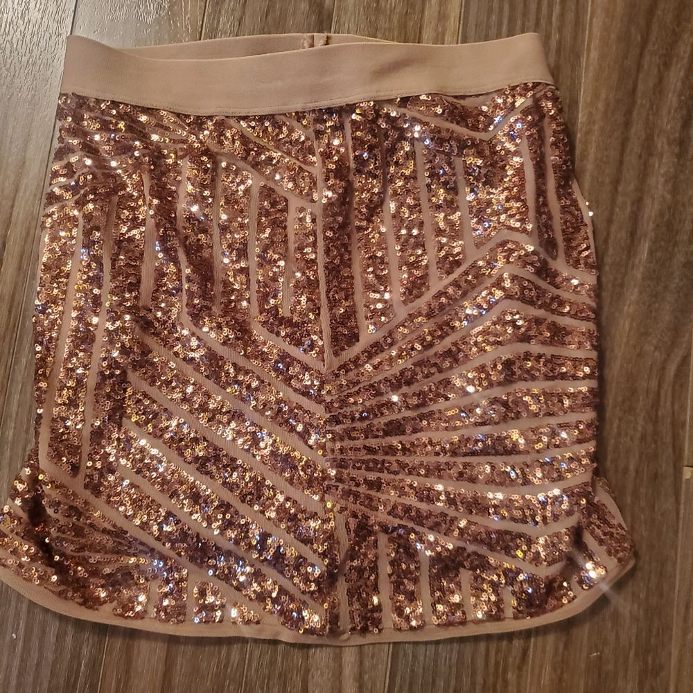 BCBG Max Azria gold sequin mini skirt size S